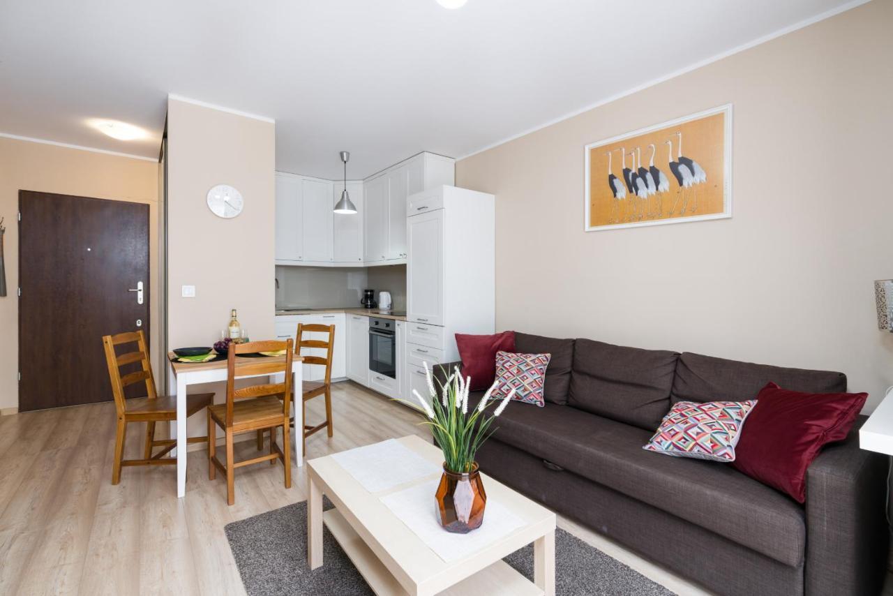 Czarnieckiego Apartment With Balcony Poznan By Noclegi Renters Luaran gambar