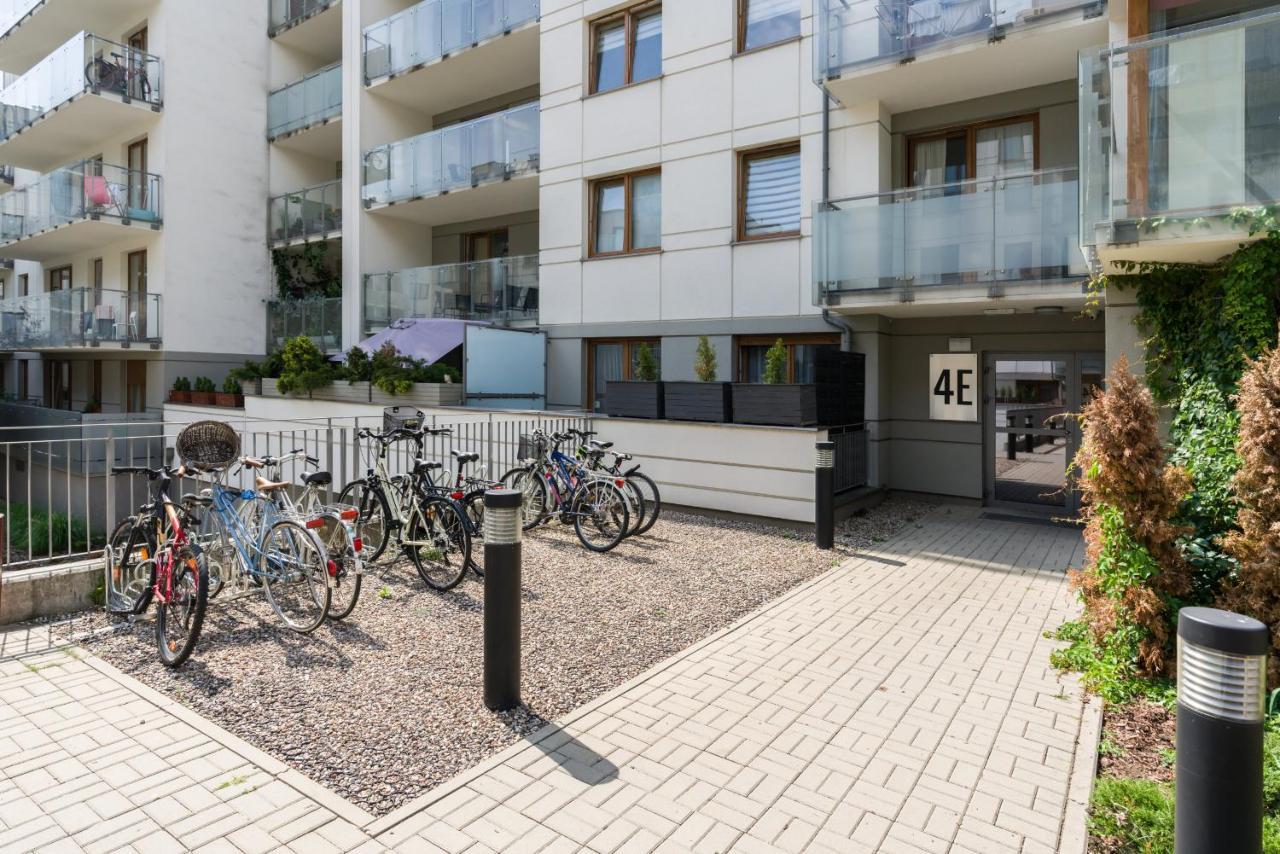 Czarnieckiego Apartment With Balcony Poznan By Noclegi Renters Luaran gambar